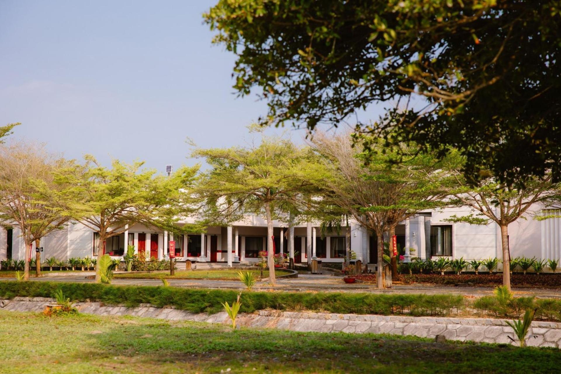 Dat Lanh Beach Resort Lagi Buitenkant foto