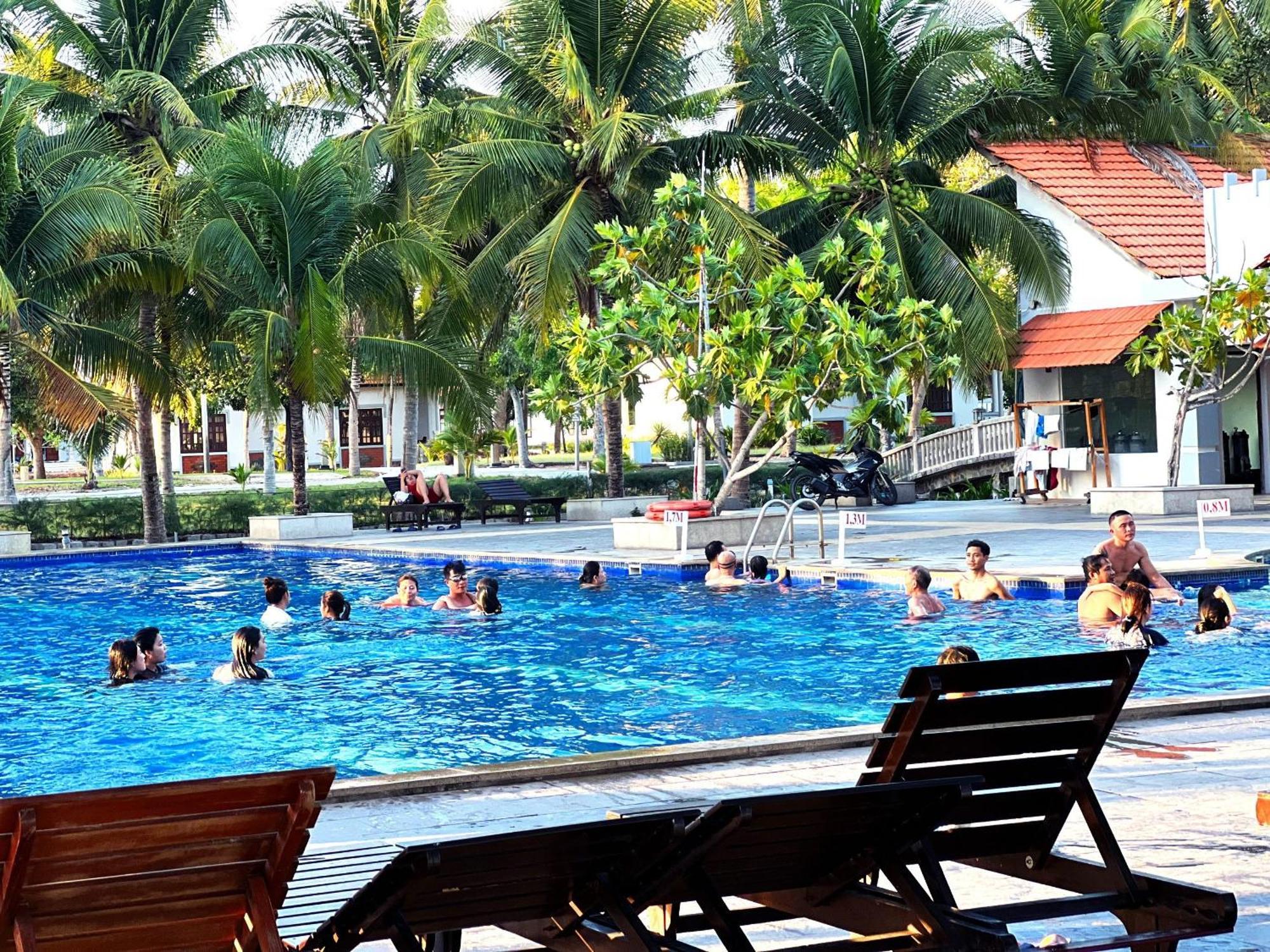 Dat Lanh Beach Resort Lagi Buitenkant foto